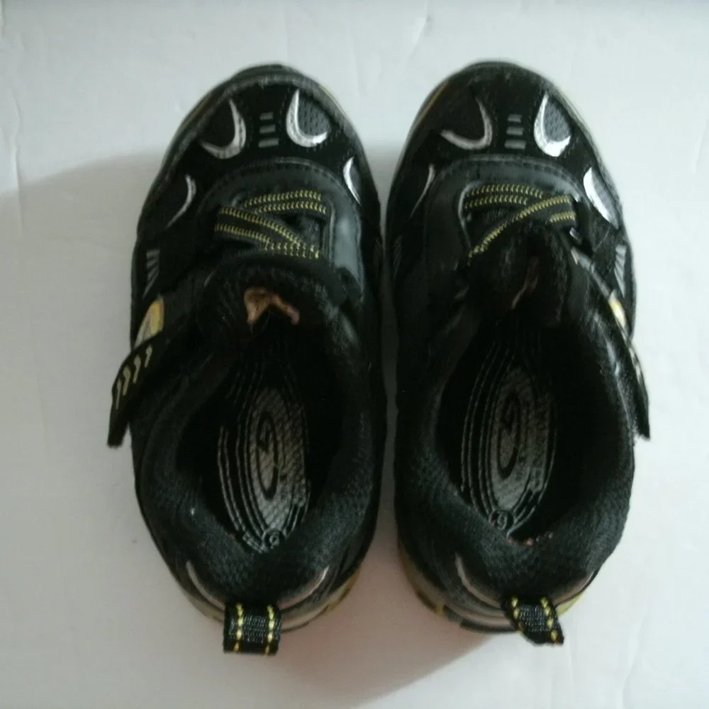 C9 Champion Boy's Sneakers Black Size 6